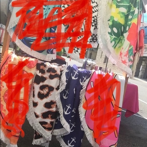 Round beach towels - Picture 1 of 1